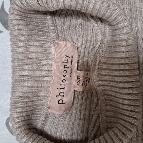 Philosophy Dolman Sleeve Mockneck Cropped Sweater - Picture 3 of 7